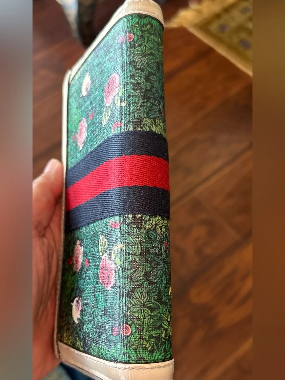 Gucci Japan exclusive collab w/Yuko Higuchi Zippy WALLET with COA - Picture 16 of 16